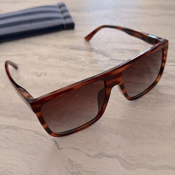 PEEPERS Jersey Sunglasses - Picture 1 of 6
